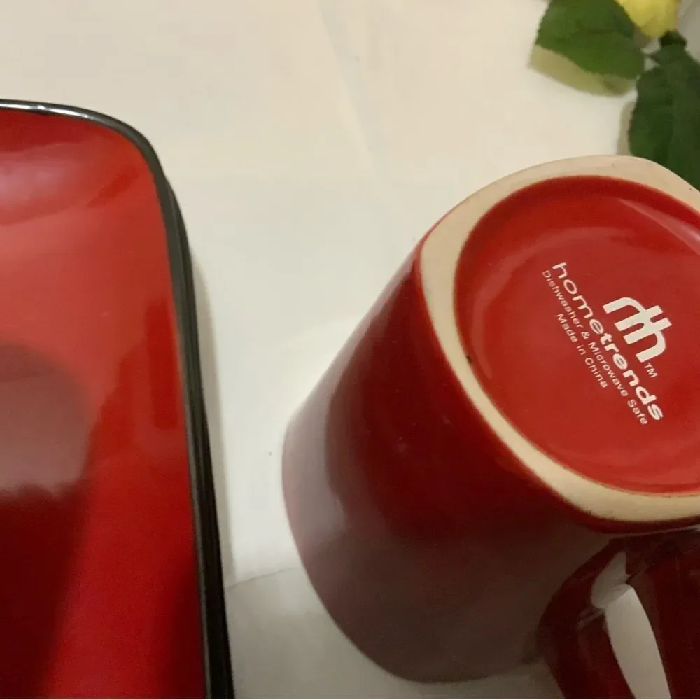 Home Trends Rave Red 2 dinner plates 2 Square Bowls 2 mugs set of 6 G19